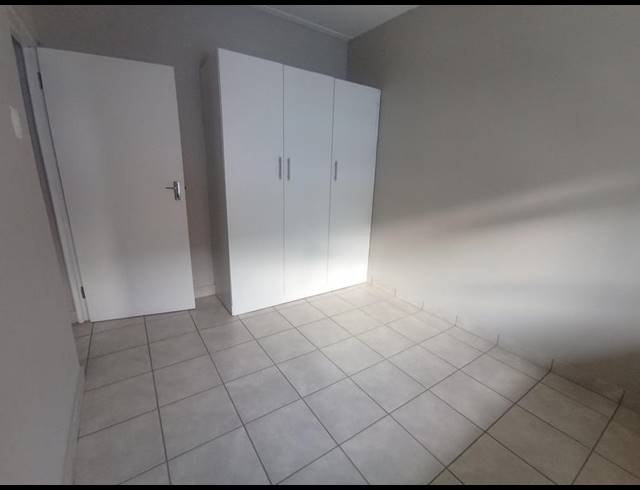 2 BEDROOM PROPERTY TO RENT IN GROBLERPARK